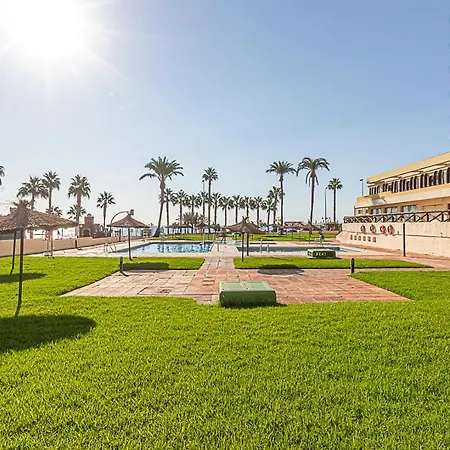 Aloha Playa/apt With Wonderful Sea Views. דירה